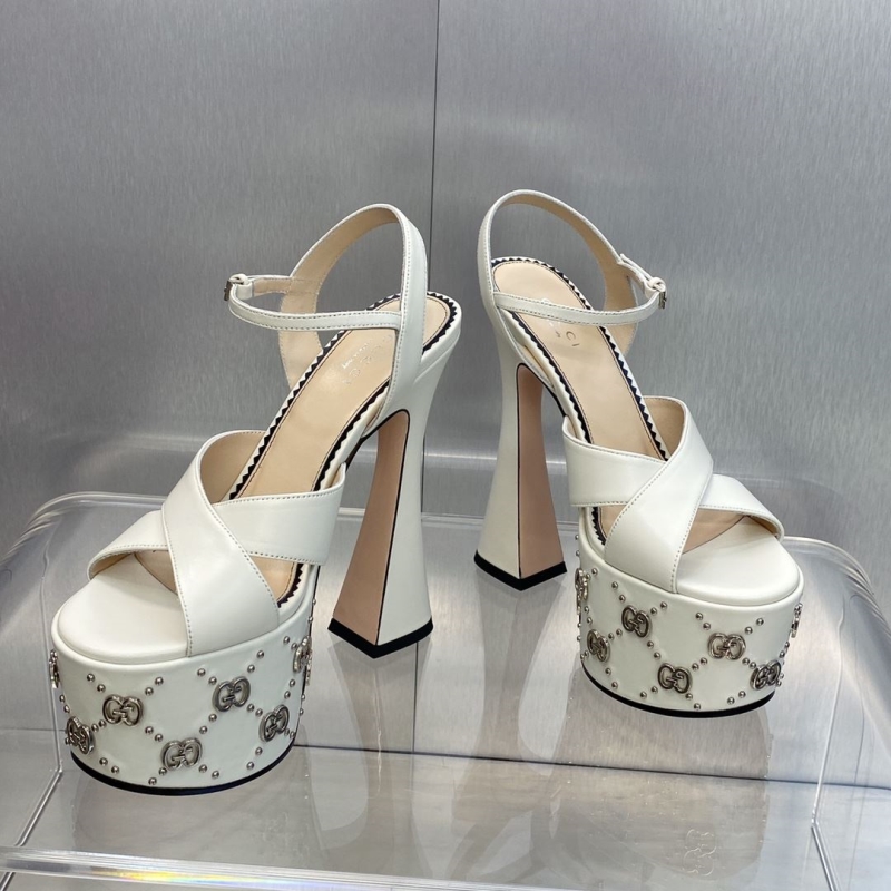 Gucci Heeled Shoes